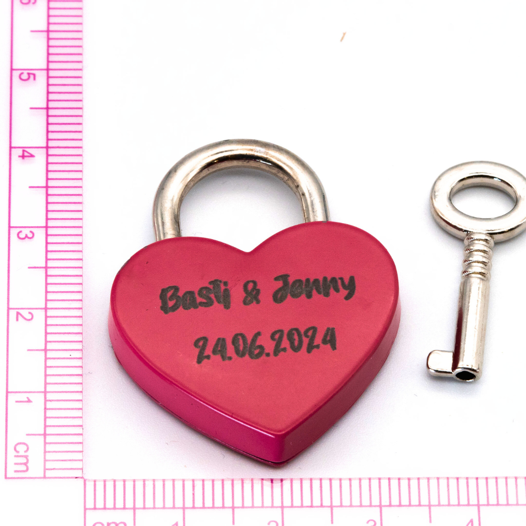 Herz-Liebesschloss klein (pink) mit personalisierter Lasergravur – Das perfekte Geschenk für Verliebte!