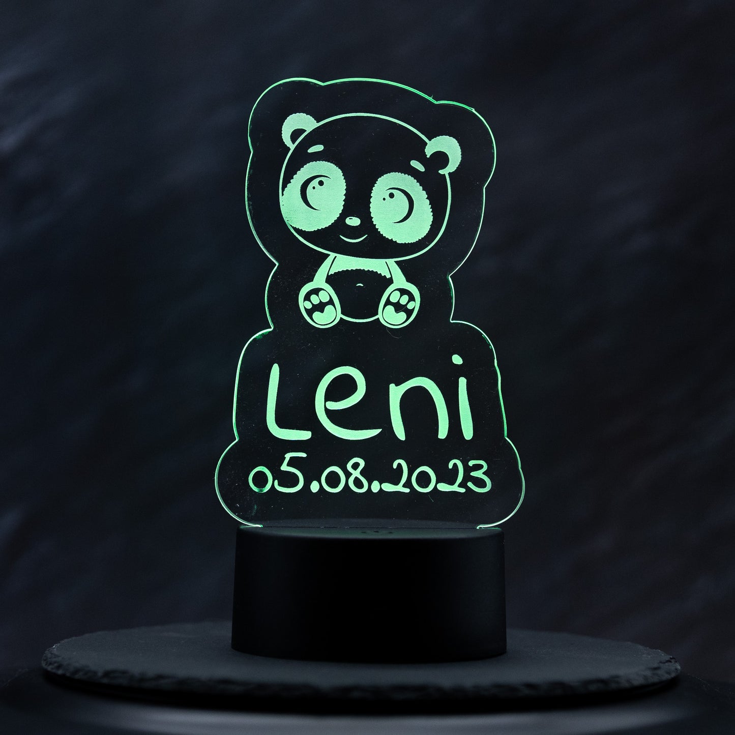 Nachtlicht Baby Tiere mit Name und Datum. Perfektes Geschenk zur Geburt. RGB Beleuchtung mit Fernbedienung. Batterie oder USB betrieben - Lovely Laser Design
