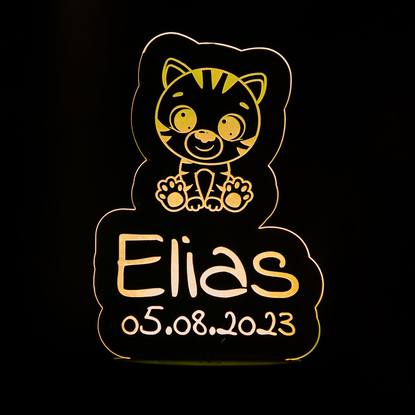 Nachtlicht Baby Tiere mit Name und Datum. Perfektes Geschenk zur Geburt. RGB Beleuchtung mit Fernbedienung. Batterie oder USB betrieben - Lovely Laser Design